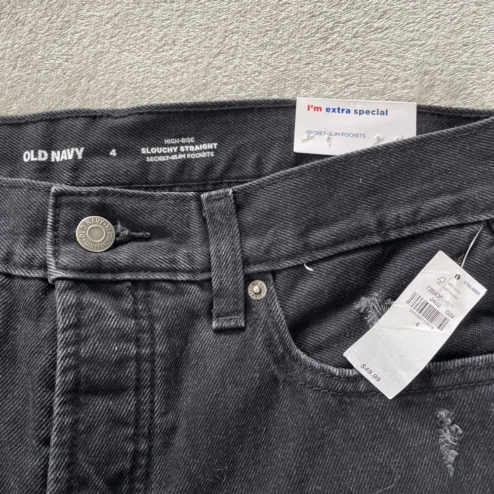 Women’s Old Navy Jeans - Picture 2 of 7